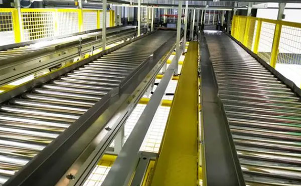 快遞包裹自動(dòng)分揀機(jī)圖片225