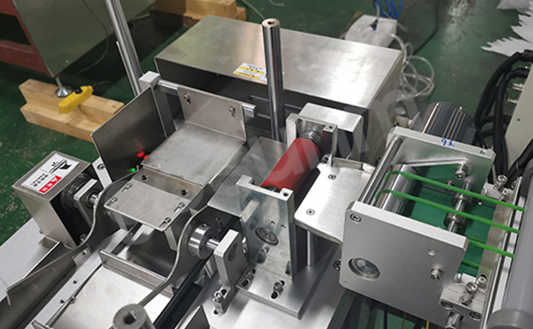 一拖二平面口罩機(jī)2