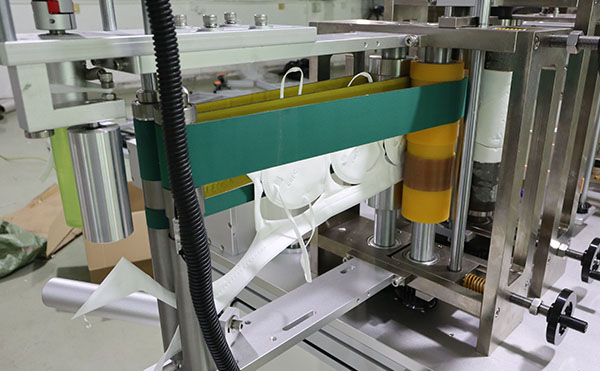 KN95口罩機(jī)110