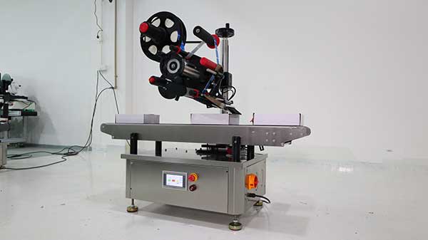 貼標(biāo)機(jī)